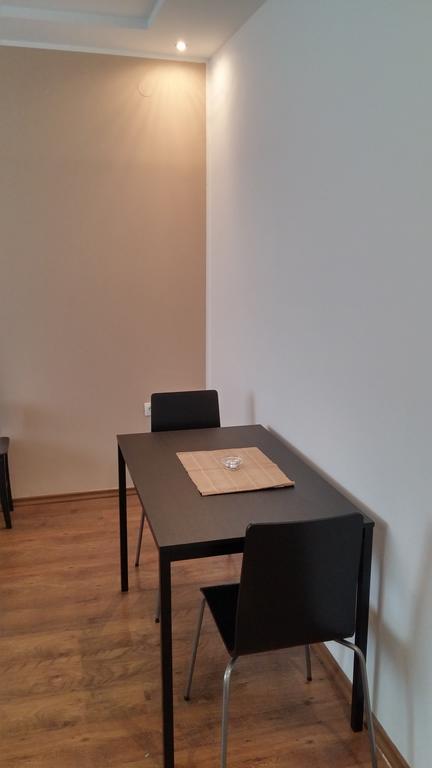 קוסטרנה Apartments Emma מראה חיצוני תמונה